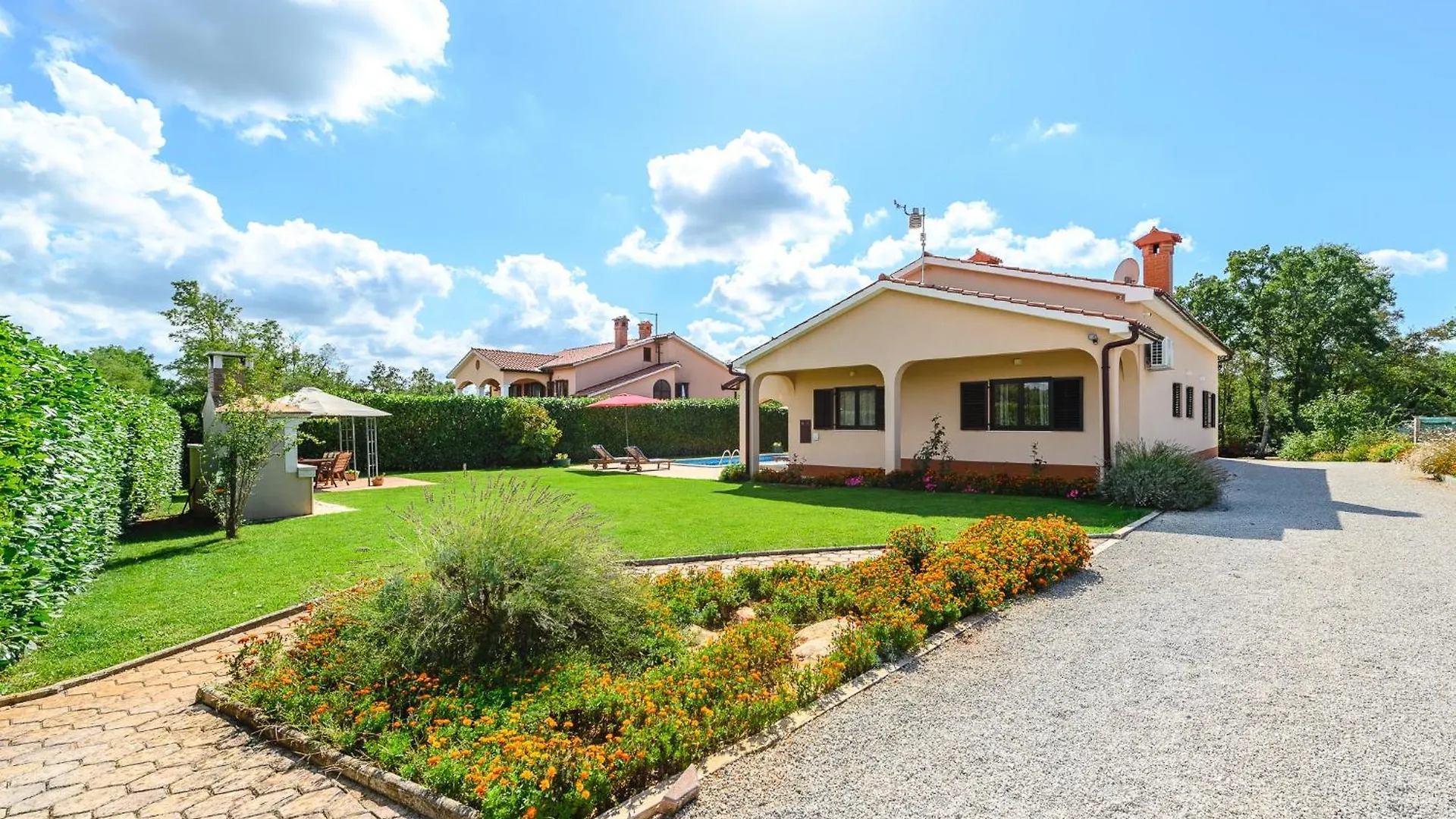 Villa Monika Tinjan