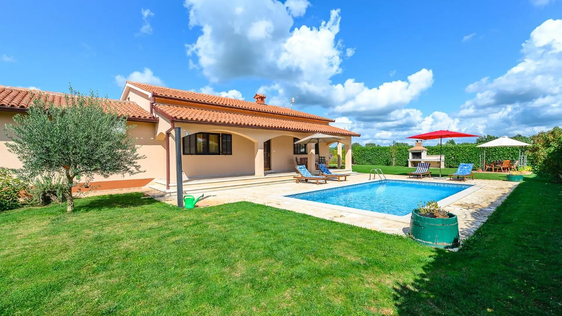 Villa Monika Tinjan Croatia